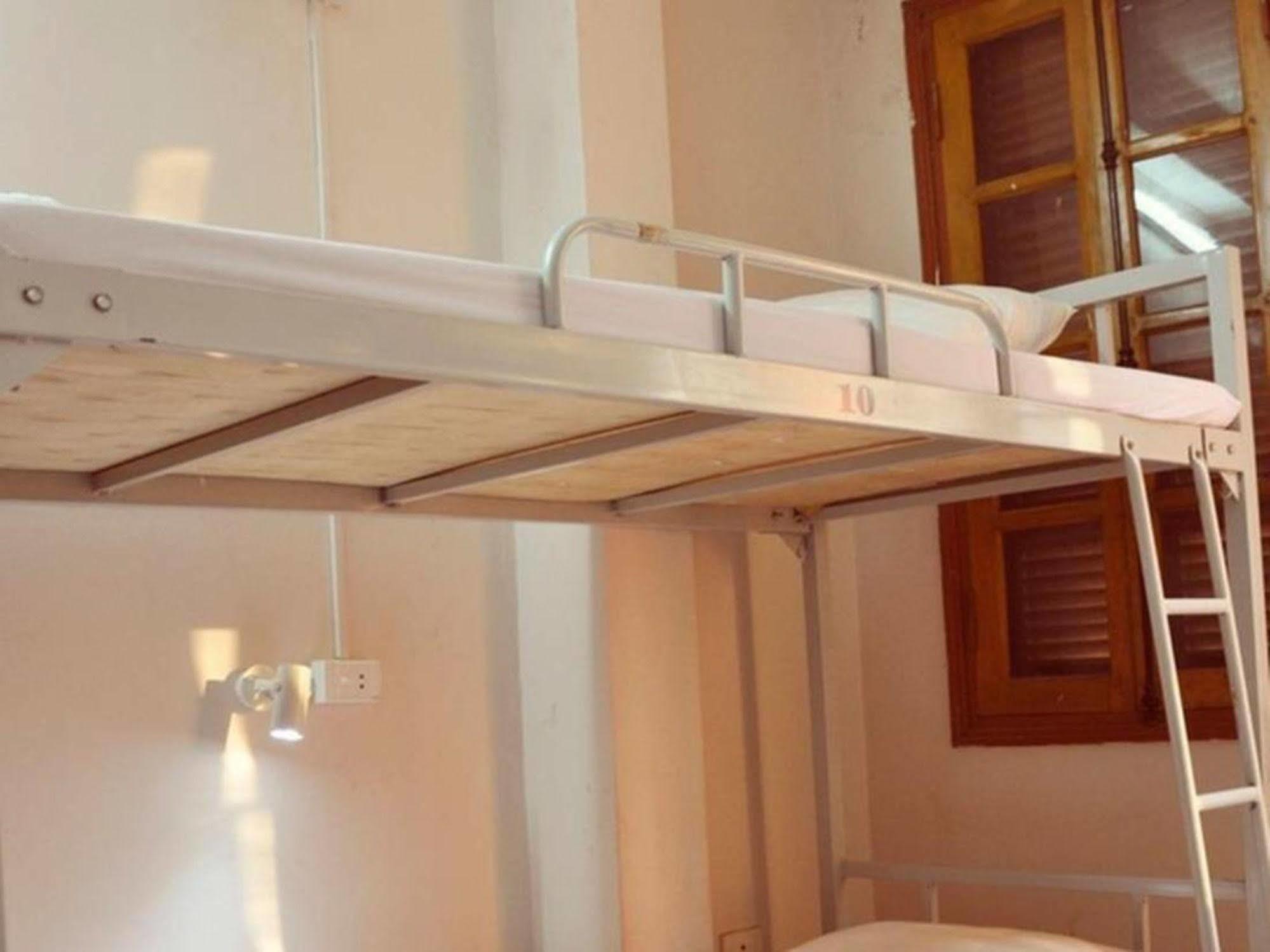 Hanoi Downtown Hostel Zewnętrze zdjęcie