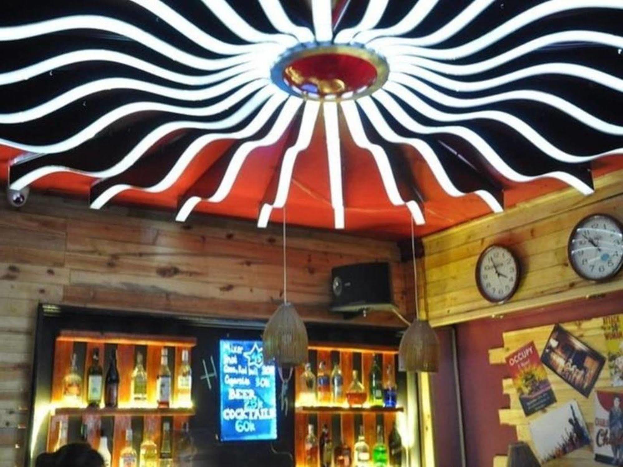 Hanoi Downtown Hostel Zewnętrze zdjęcie